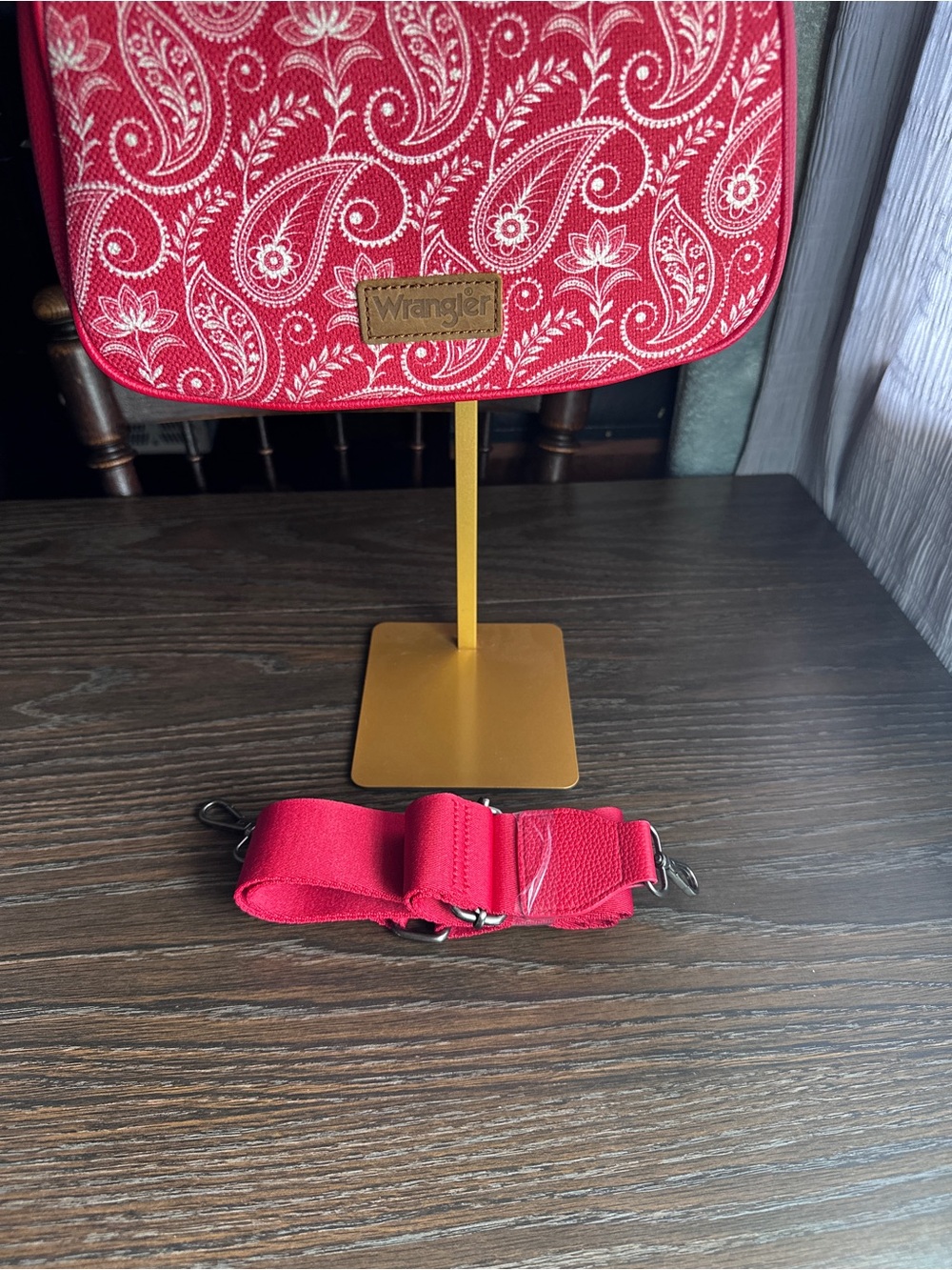 Wrangler Red Paisley Shoulder Bag with Detachable Strap - Picture 2 of 4